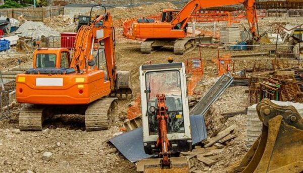 10 reasons why you should use tracking on your machines and equipment